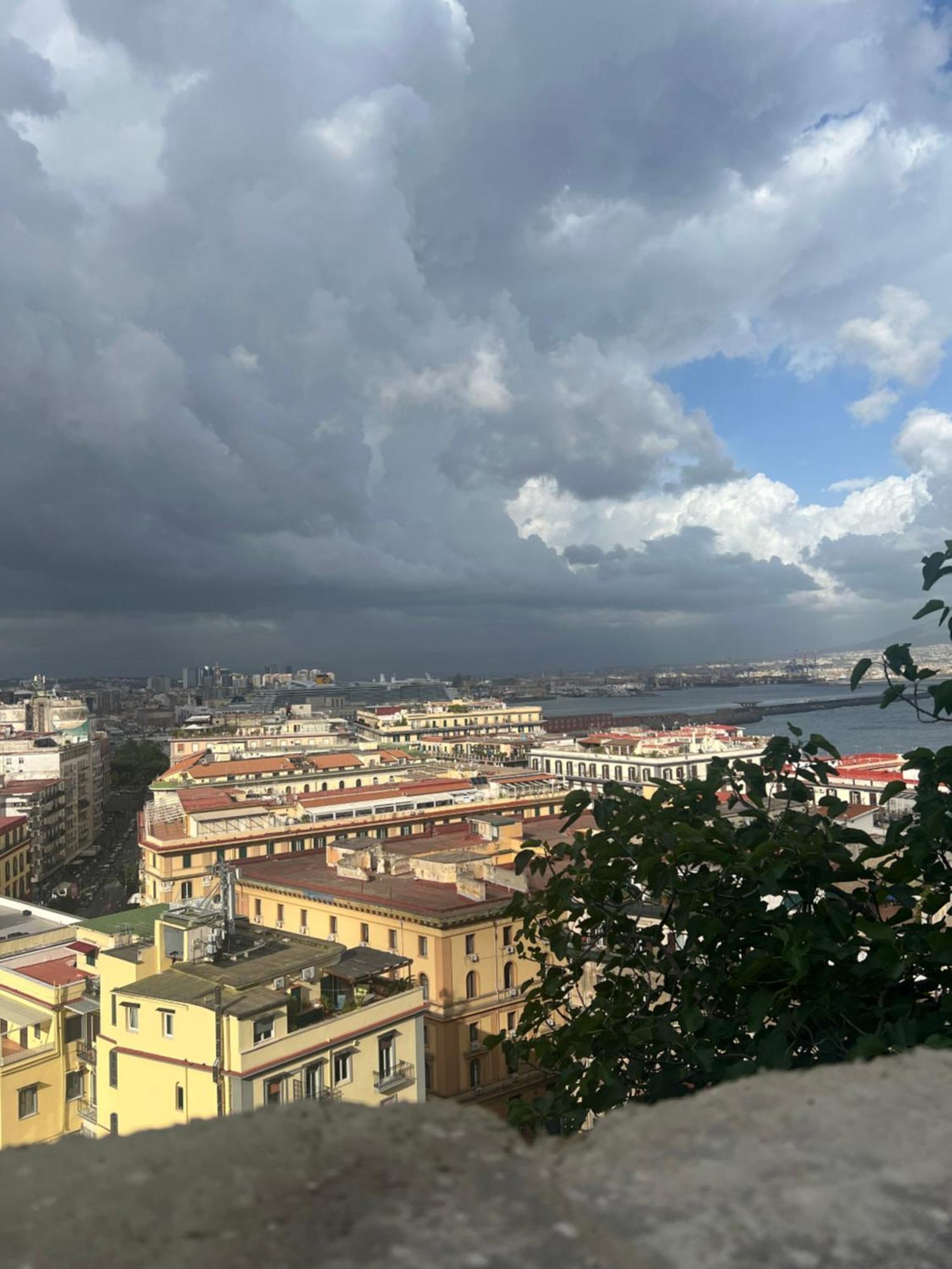 Plebiscito Charme Rooms Napoli Eksteriør billede