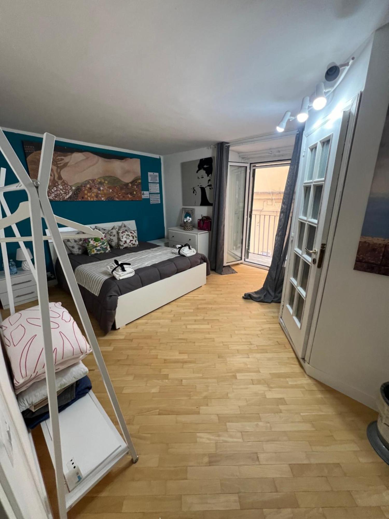 Plebiscito Charme Rooms Napoli Eksteriør billede
