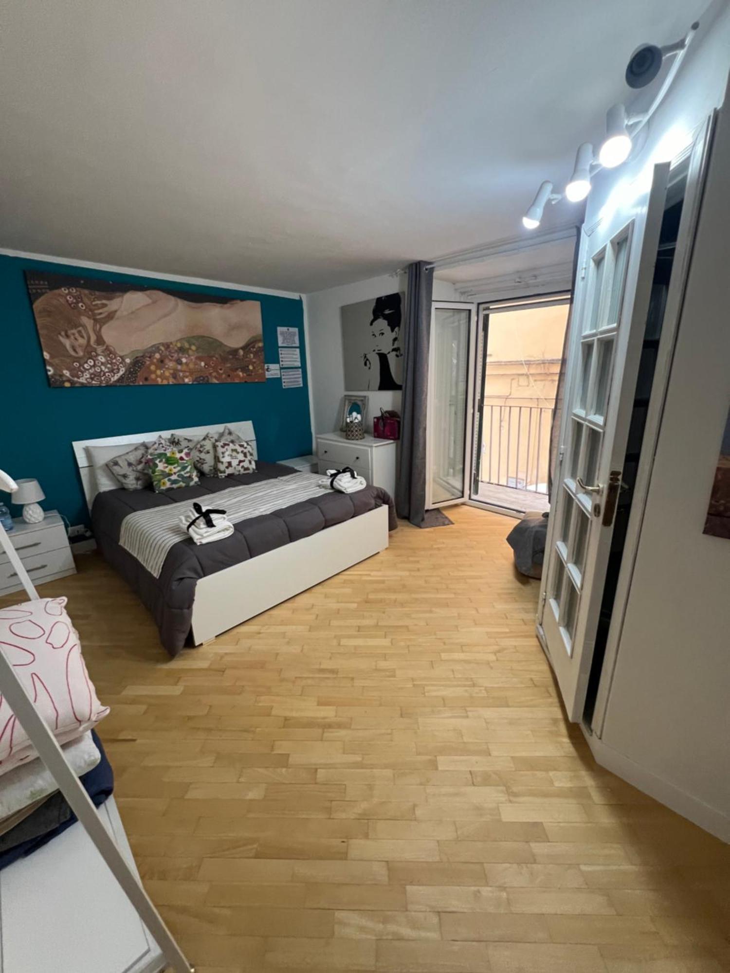Plebiscito Charme Rooms Napoli Eksteriør billede