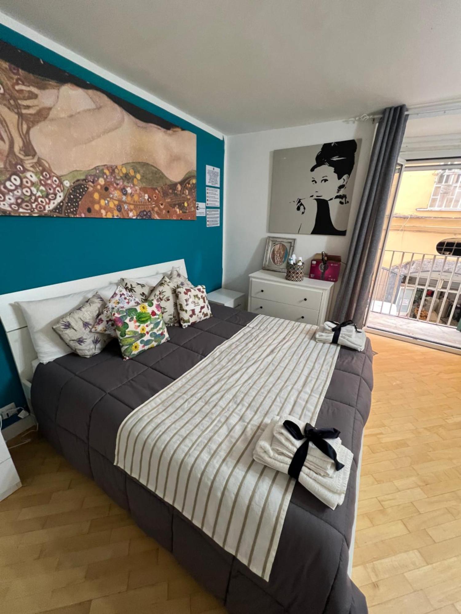 Plebiscito Charme Rooms Napoli Eksteriør billede
