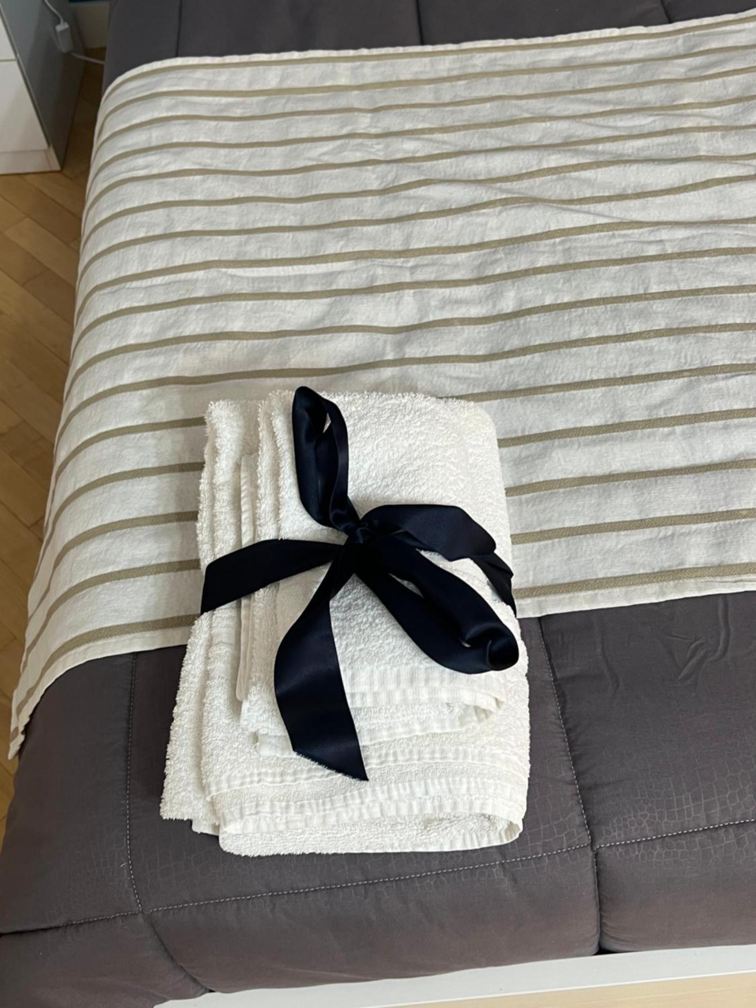 Plebiscito Charme Rooms Napoli Eksteriør billede
