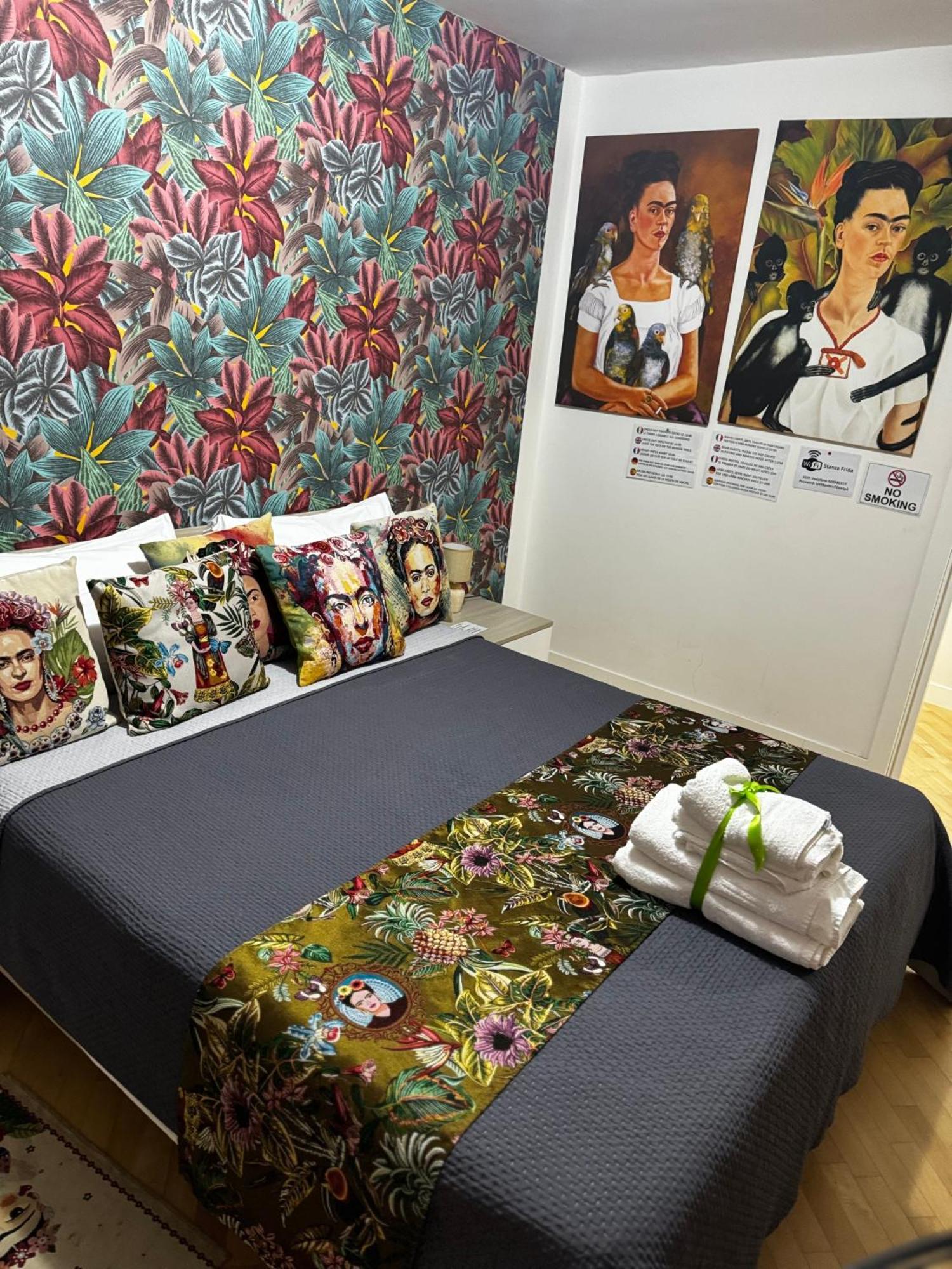 Plebiscito Charme Rooms Napoli Eksteriør billede