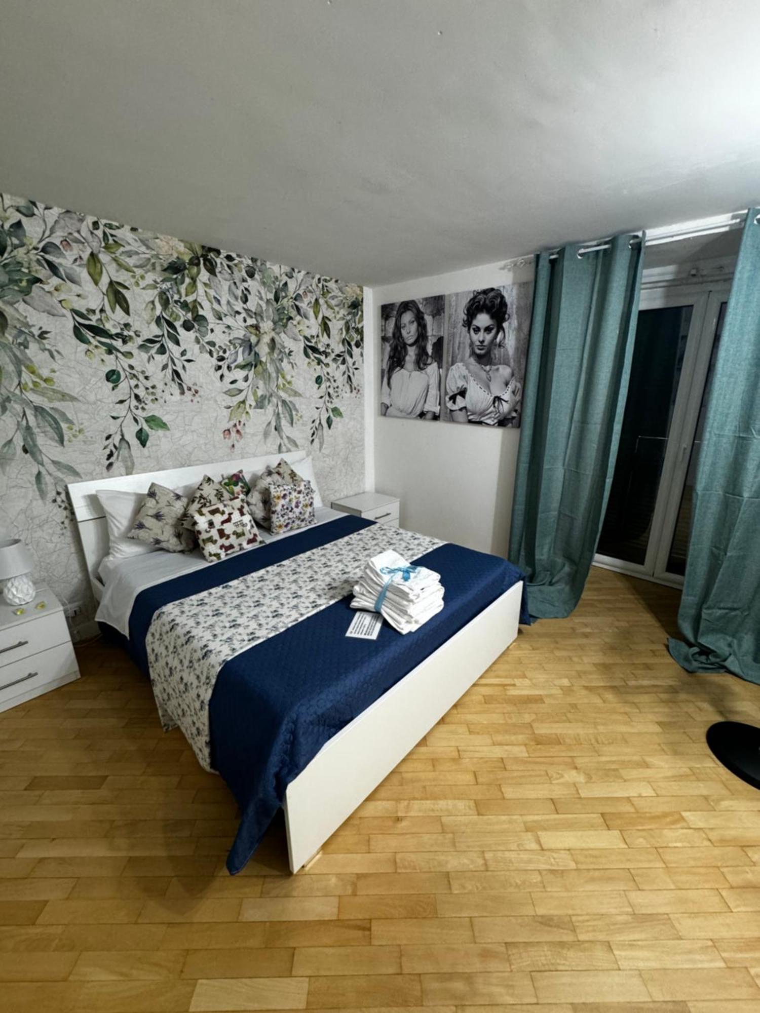Plebiscito Charme Rooms Napoli Eksteriør billede